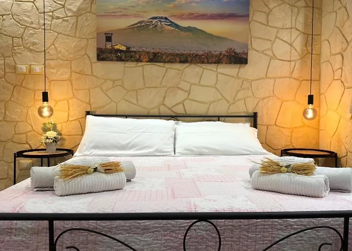 Dependance In Villa, Etna, Natura, Relax Nicolosi